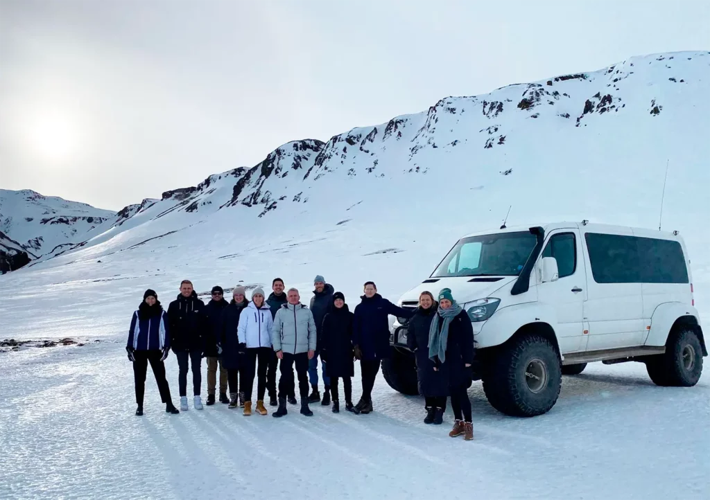 Om os, Kursusfabrikken på Island